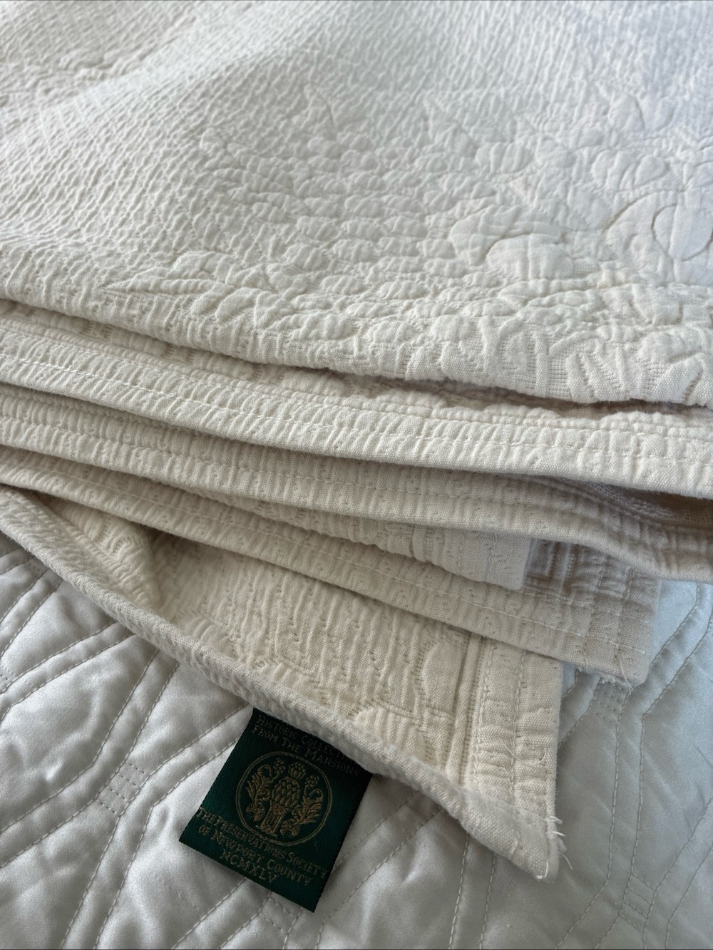 The Newport Historic Collection From The Mansion Bedspread Size Queen Vintage - Picture 8 of 8